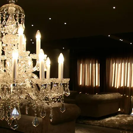 & Bringue Otel